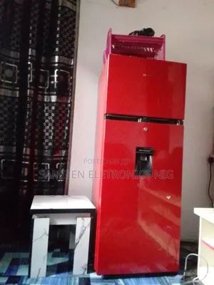 2 Months Used Hisense Refrigerator 250l, Ice Chilling,Water Dispenser