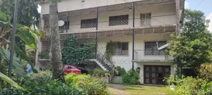8bdrm Villa in Onireke, CHallenge / Ibadan for sale