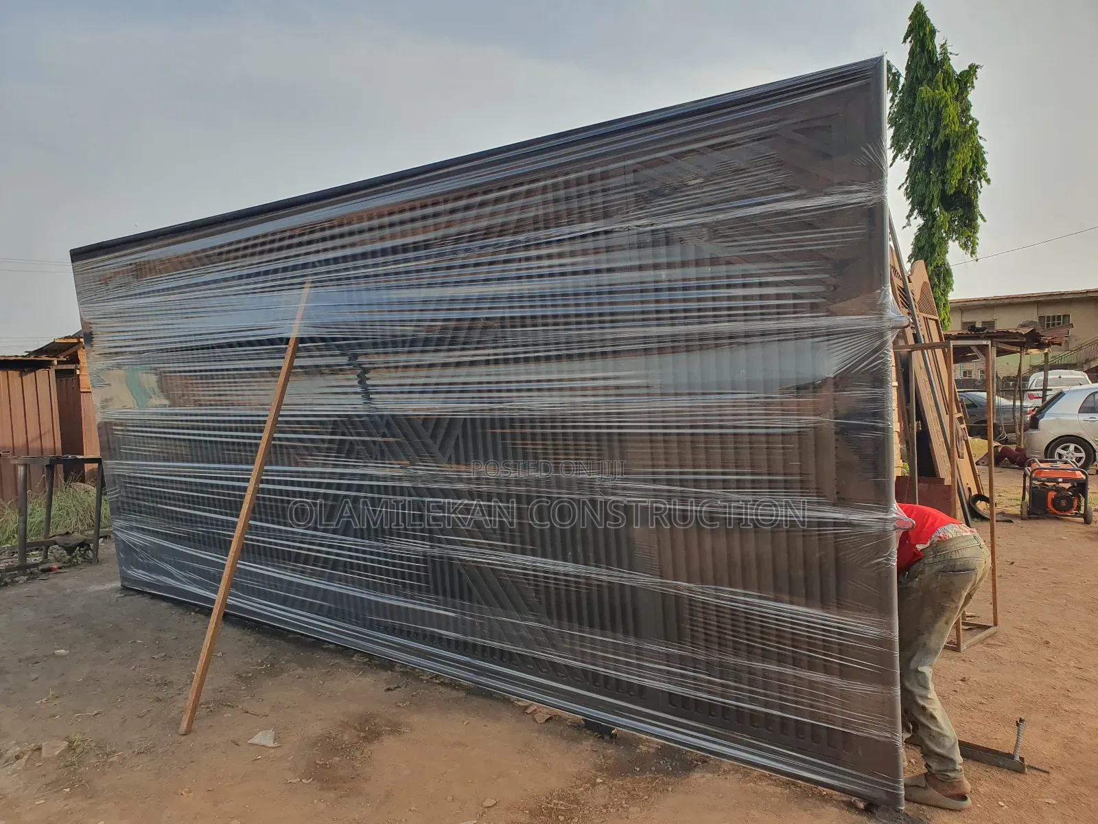 Luxury Strip Design Sliding Gate.