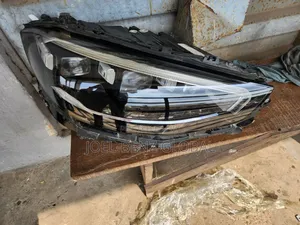 S55 2022 Driver Side Headlight