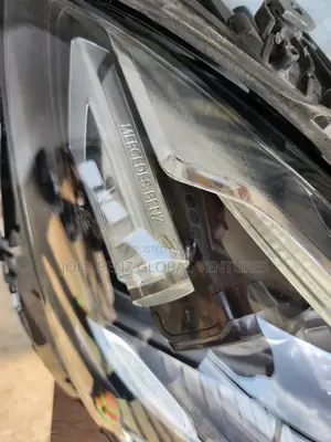 S55 2022 Driver Side Headlight
