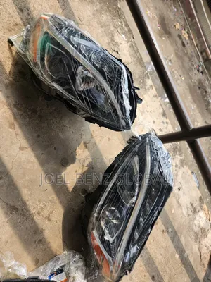 C300 2016 Set of Headlight