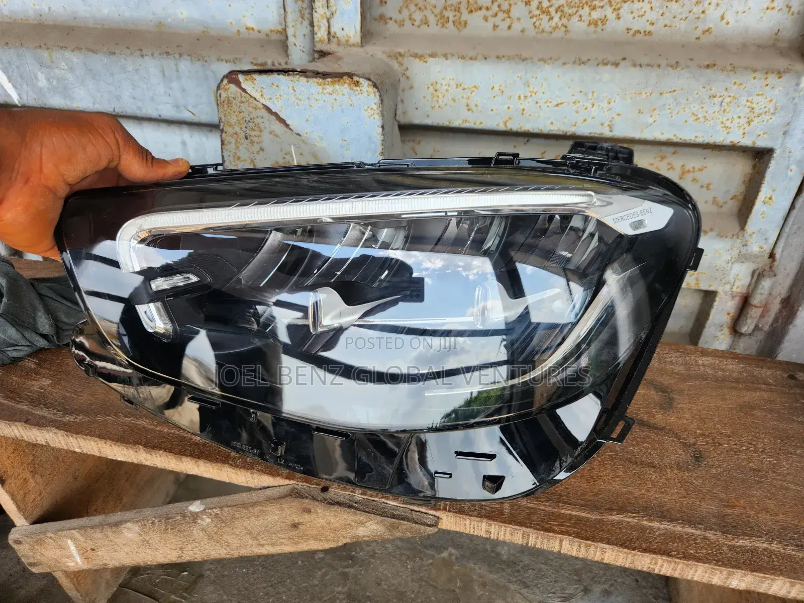 E350 2022 Left Side Headlight
