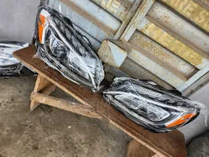 C300 2016 Set of American Headlight