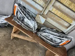 C300 2016 Set of American Headlight