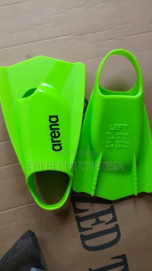 Arena Swimming Flippers
