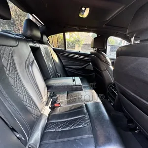 BMW 540i 2019 Black