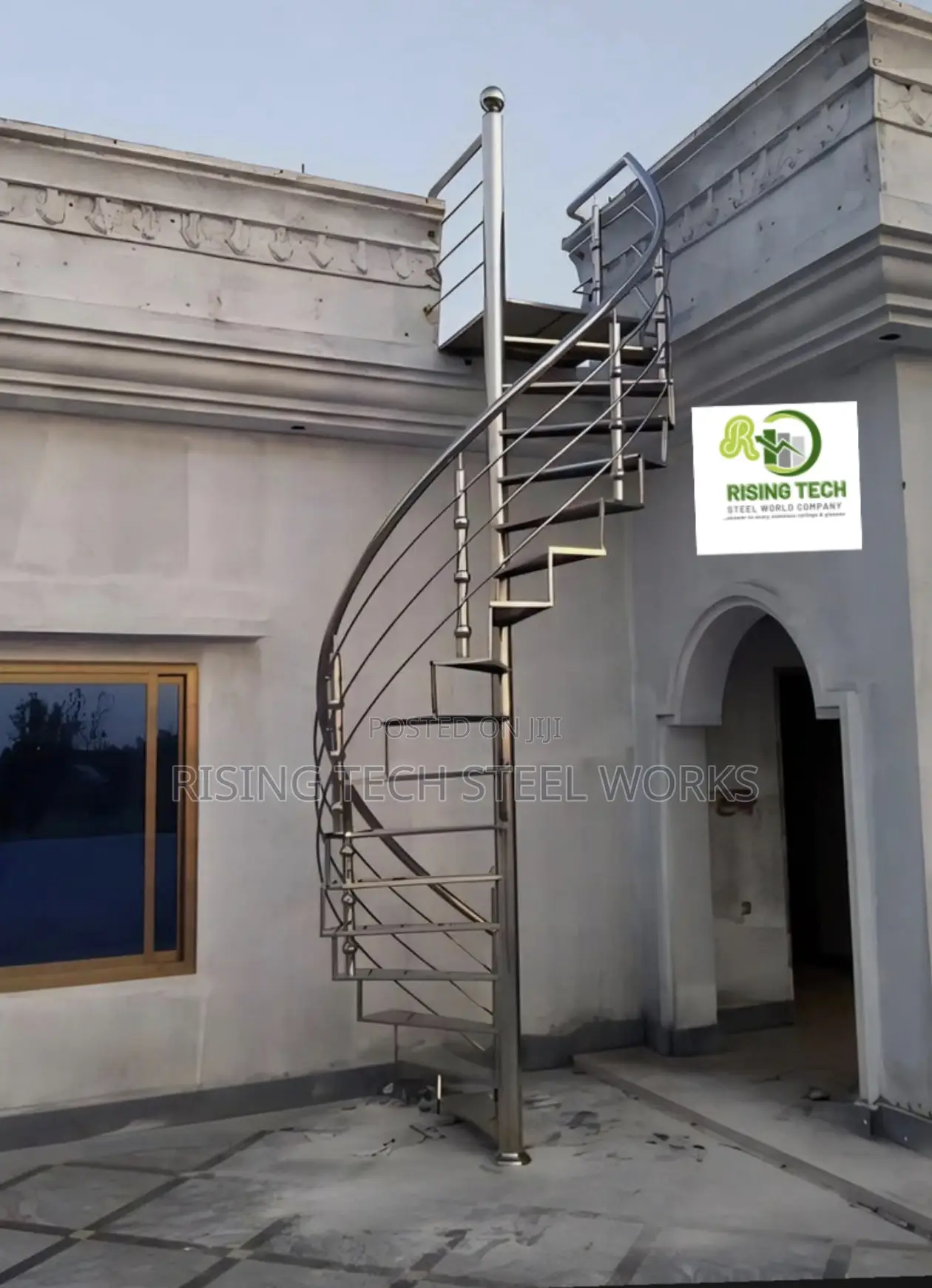 Classic And Modern Full Spiral Staircase