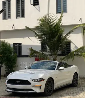 Ford Mustang GT Premium Convertible 2018 White
