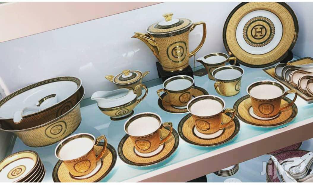 England Caras Gold Dinner Set 72pcs