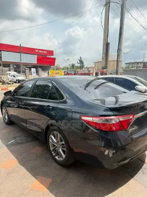 Toyota Camry 2016 Black