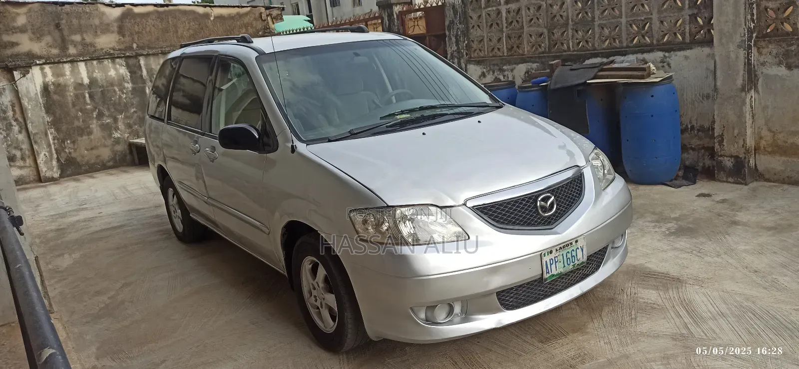 Mazda MPV 2004 Silver