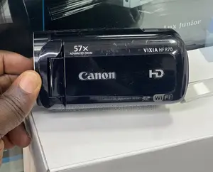 Canon Camcorder Vixia Hfr70 Build in 32gb