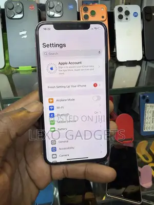 Apple iPhone XS 64 GB White