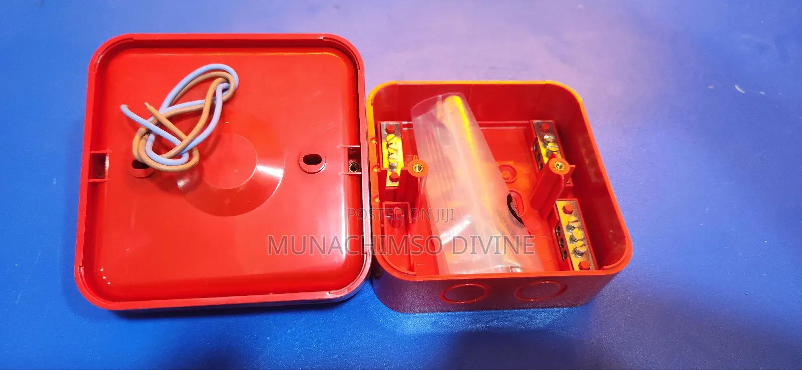 Zeta Addressable Sounder Flasher