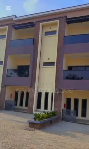 4bdrm Townhouse / Terrace in Guzape District for rent