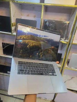 Laptop Apple MacBook Pro 2019 32GB Intel Core I7 SSD 512GB