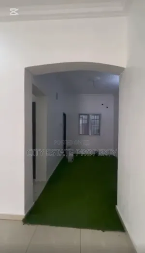 2bdrm Block of Flats in Ivory Heights, Port-Harcourt for rent