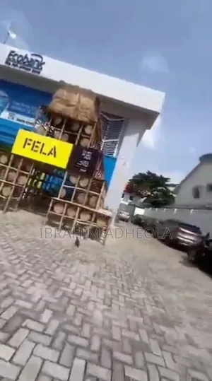 Commercial Building Formally Used by a Bank 
*₦6.5billion*