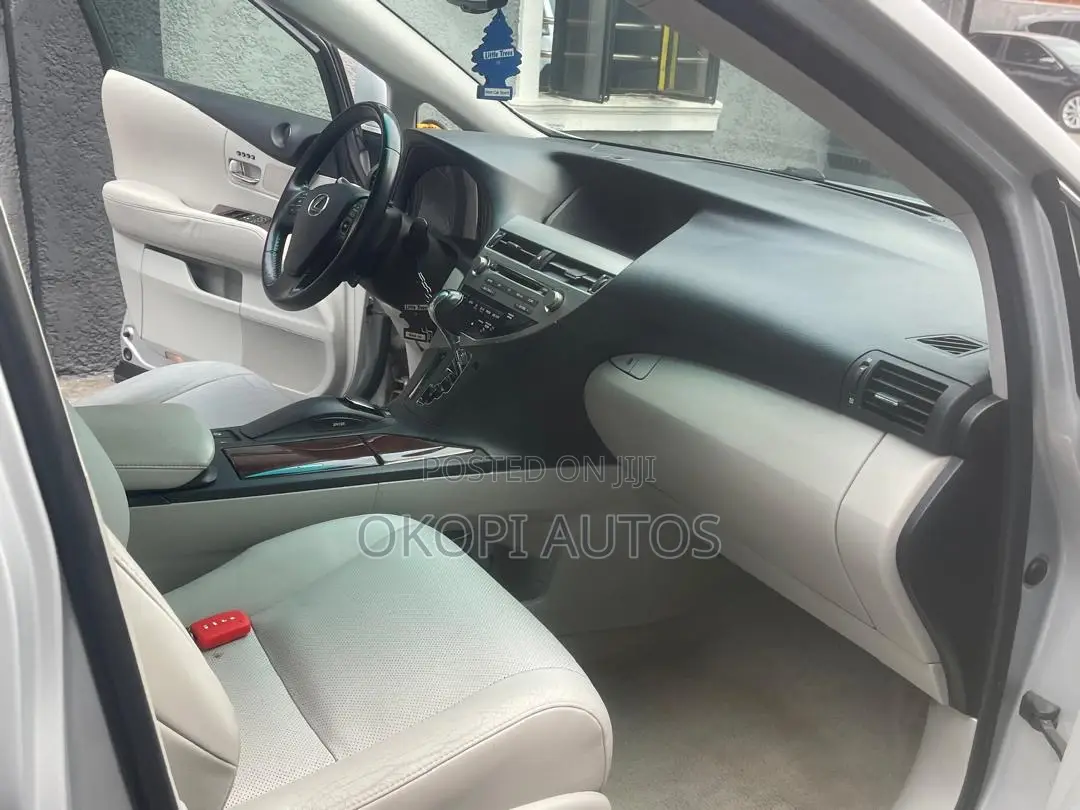 Lexus RX 2011 Silver