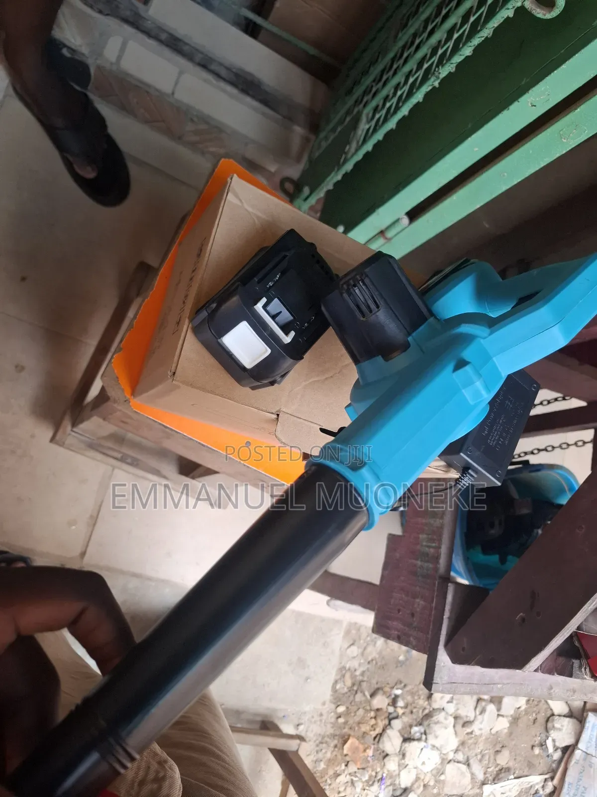 Makita Vacuum Cleaner With Battery And Charger