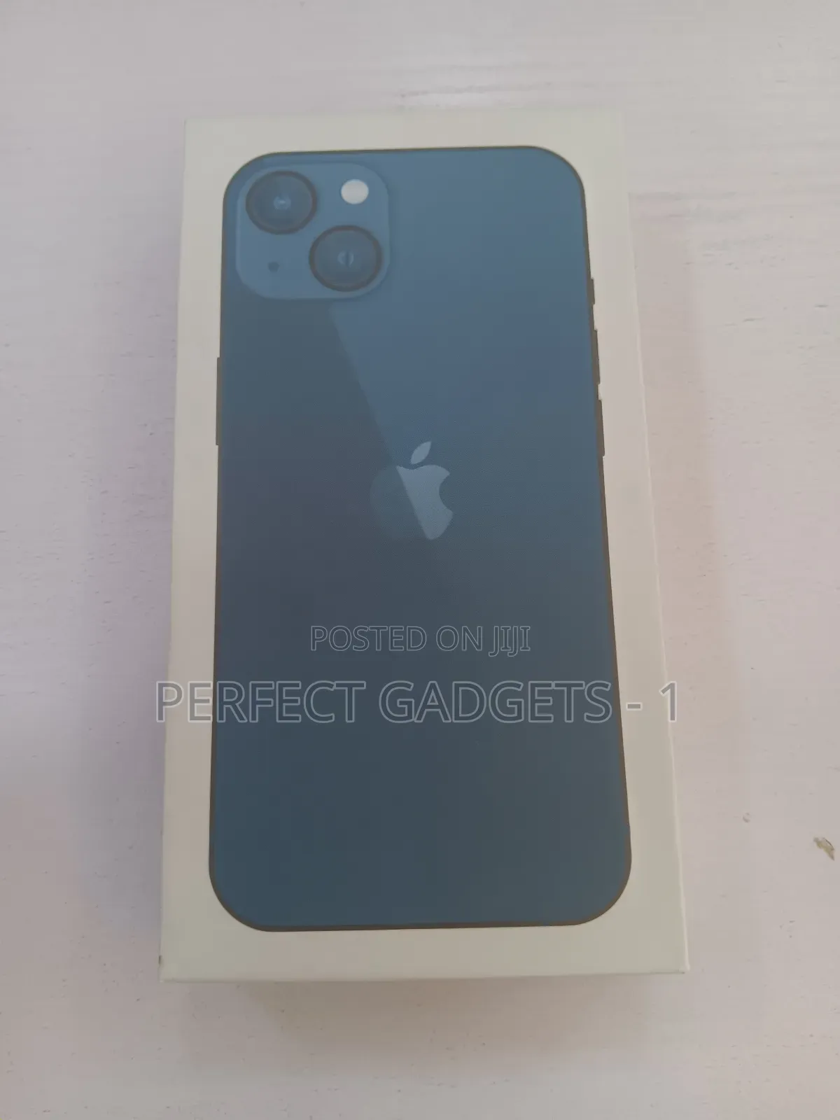 New Apple iPhone 13 256 GB Blue