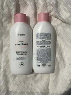 Glow Essentials Body Lotion With Vitamins E B3