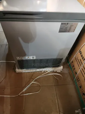 Skyrun Freezer