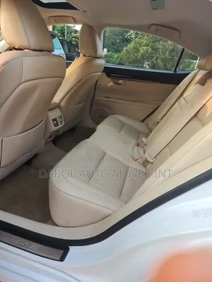 Lexus ES 350 FWD 2014 White
