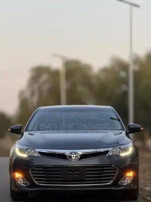 Toyota Avalon Limited Sedan FWD (3.5L 6cyl 6A) 2013 Gray