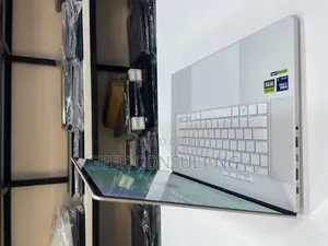 Laptop Asus ROG Zephyrus G16 32GB Intel Core Ultra 9 SSD 2T