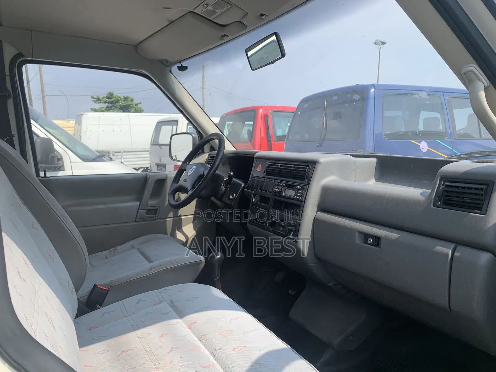 Volkswagen Transporter 2000 White