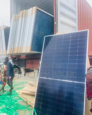144 Cells and 600w Solar Panel