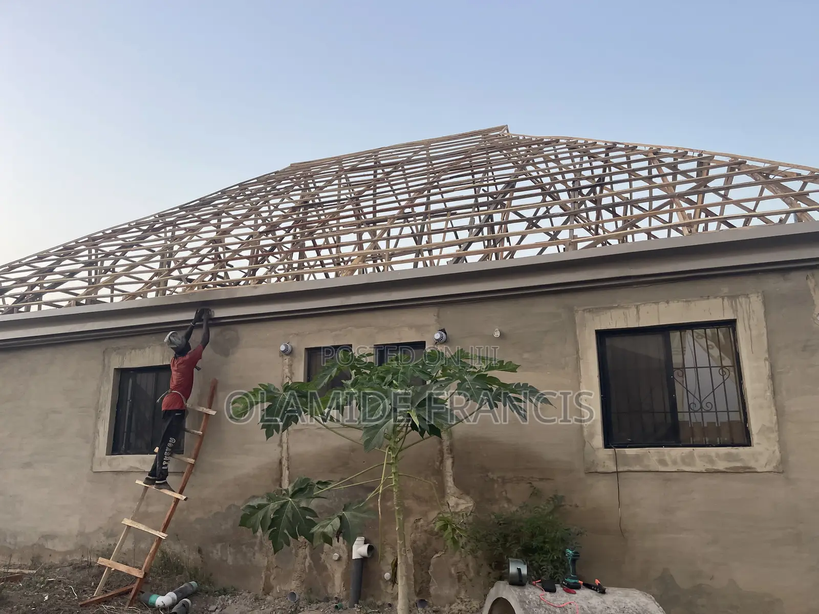 Professional Roofer,Wood-Work and Aluminum Parapet Installation