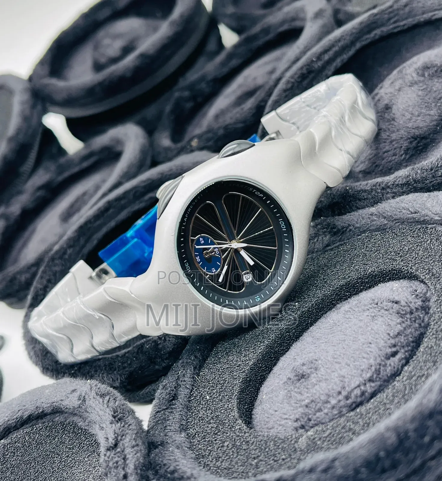 *Nike Chain Watch  – Urban Edge ⌚