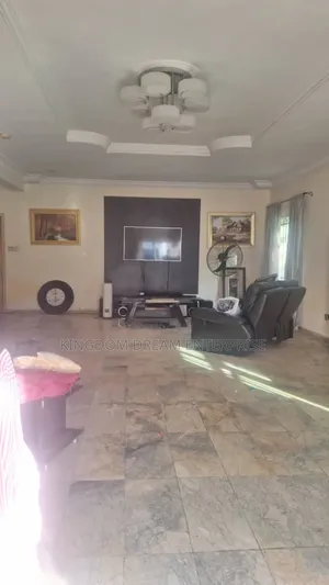 3bdrm Duplex in Lekki for rent