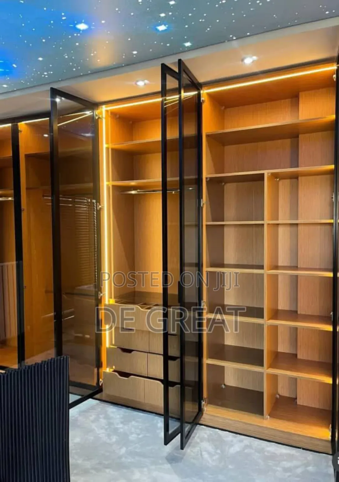 8by10feet Wardrobe