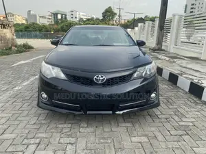 Toyota Camry SE Sport 4dr Sedan (2.5L 4cyl 6A) 2014 Black