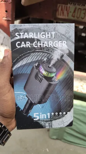 Retractable Car Charger With Aromatherapy and Starlight, 5 in 1