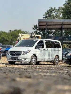 Mercedes-Benz Metris 2.0 FWD 2016 White