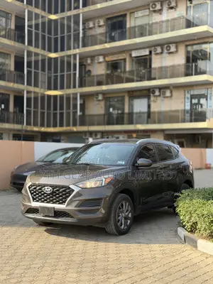 Hyundai Tucson SE AWD 2019 Brown
