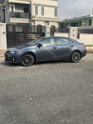 Toyota Corolla 2016 Blue