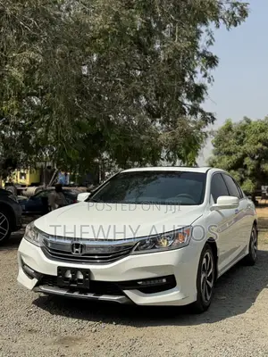 Honda Accord EX-L 4dr Sedan FWD (2.4L 4cyl 2A) 2016 White