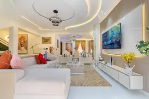Furnished 3bdrm Apartment in Parkview Estate for rent