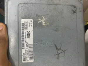 Ford Focus C-Max Brain Box 2008