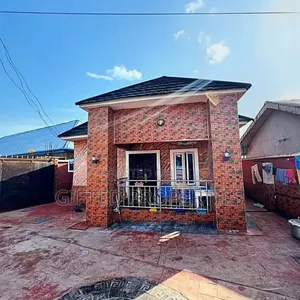 3bdrm Bungalow in Egbelu Off Ogbogoro, Port-Harcourt for sale
