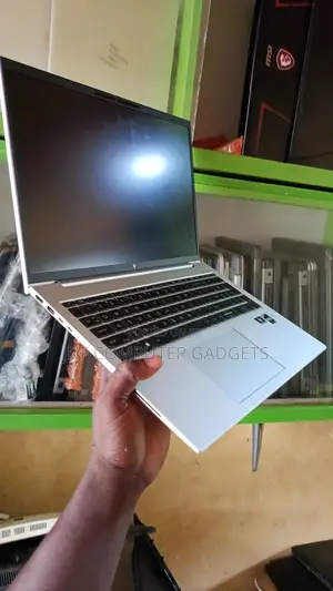 Laptop HP EliteBook 840 G7 16GB Intel Core I5 SSD 256GB