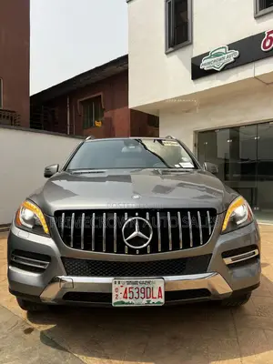 Mercedes-Benz M Class ML 350 4Matic 2013 Gray