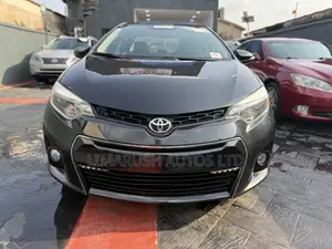 Toyota Corolla 2015 Black