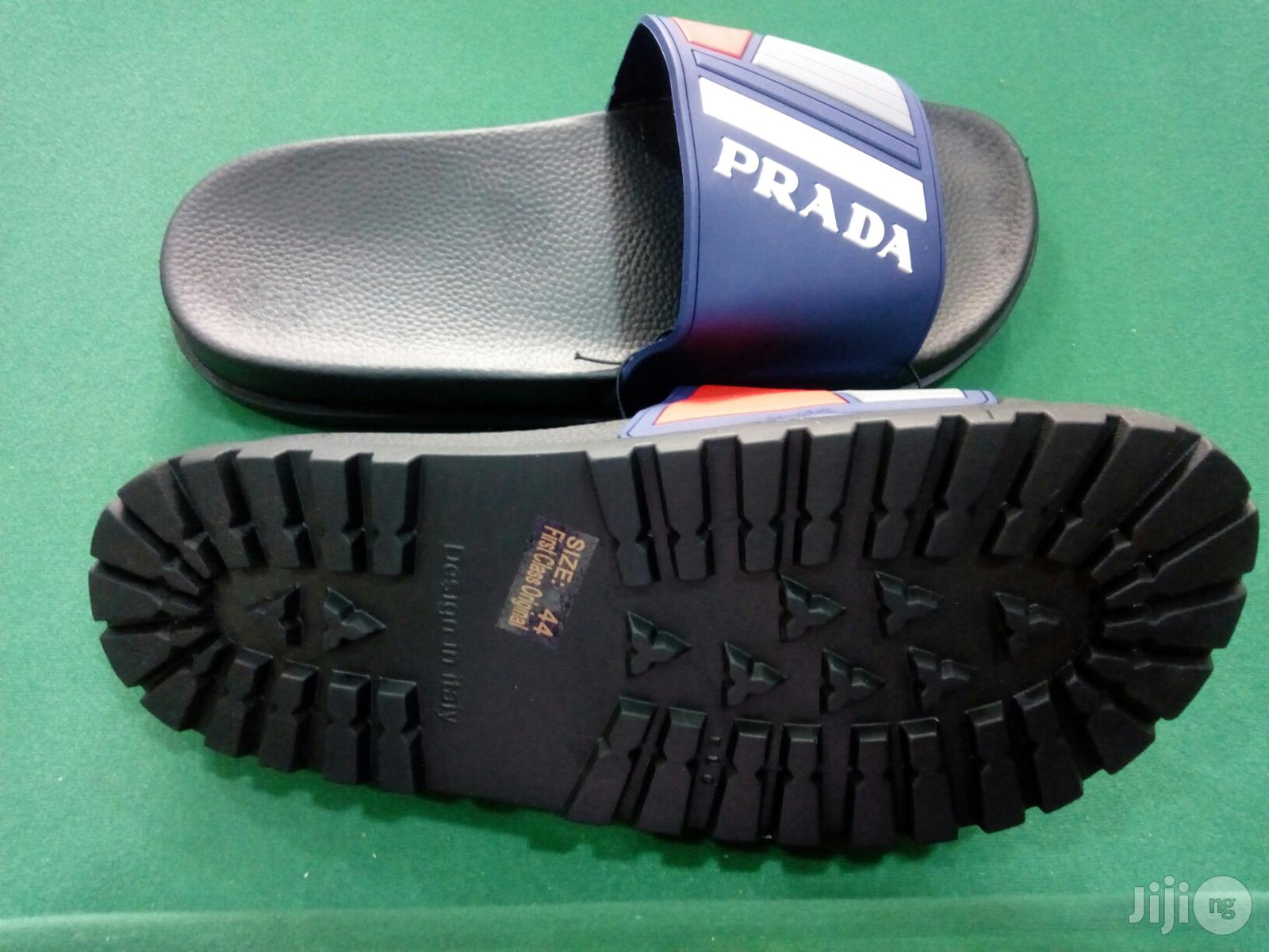 Sports Slippers